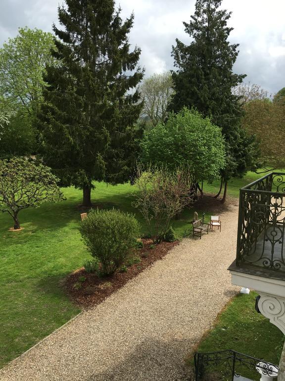 לינה וארוחת בוקר Saint-Martin-aux-Chartrains Manoir Le Mesnil מראה חיצוני תמונה