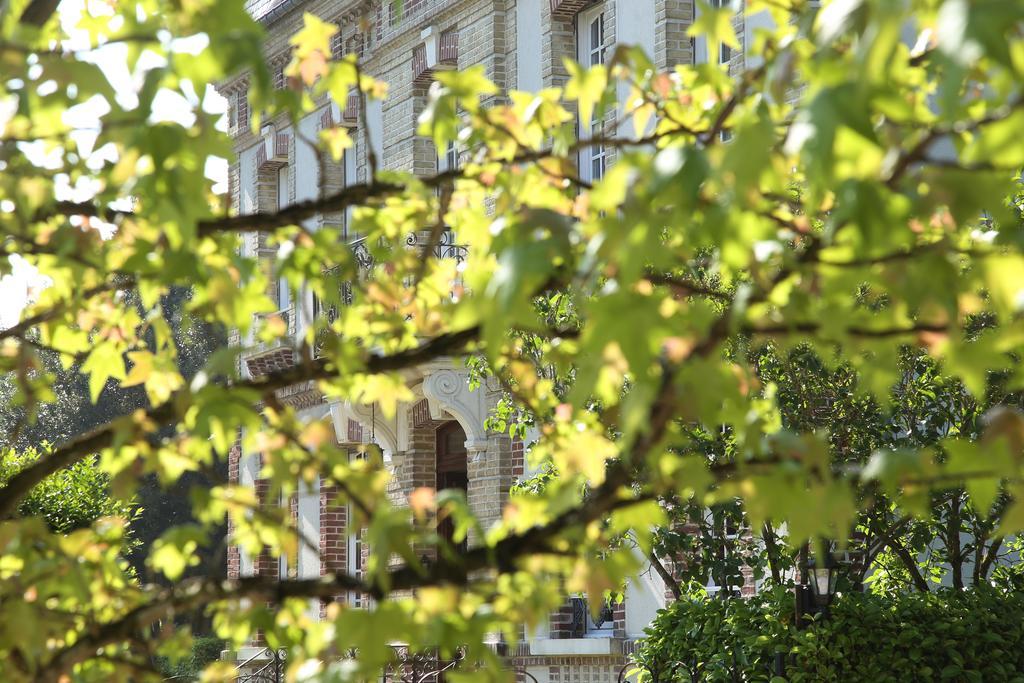 לינה וארוחת בוקר Saint-Martin-aux-Chartrains Manoir Le Mesnil מראה חיצוני תמונה