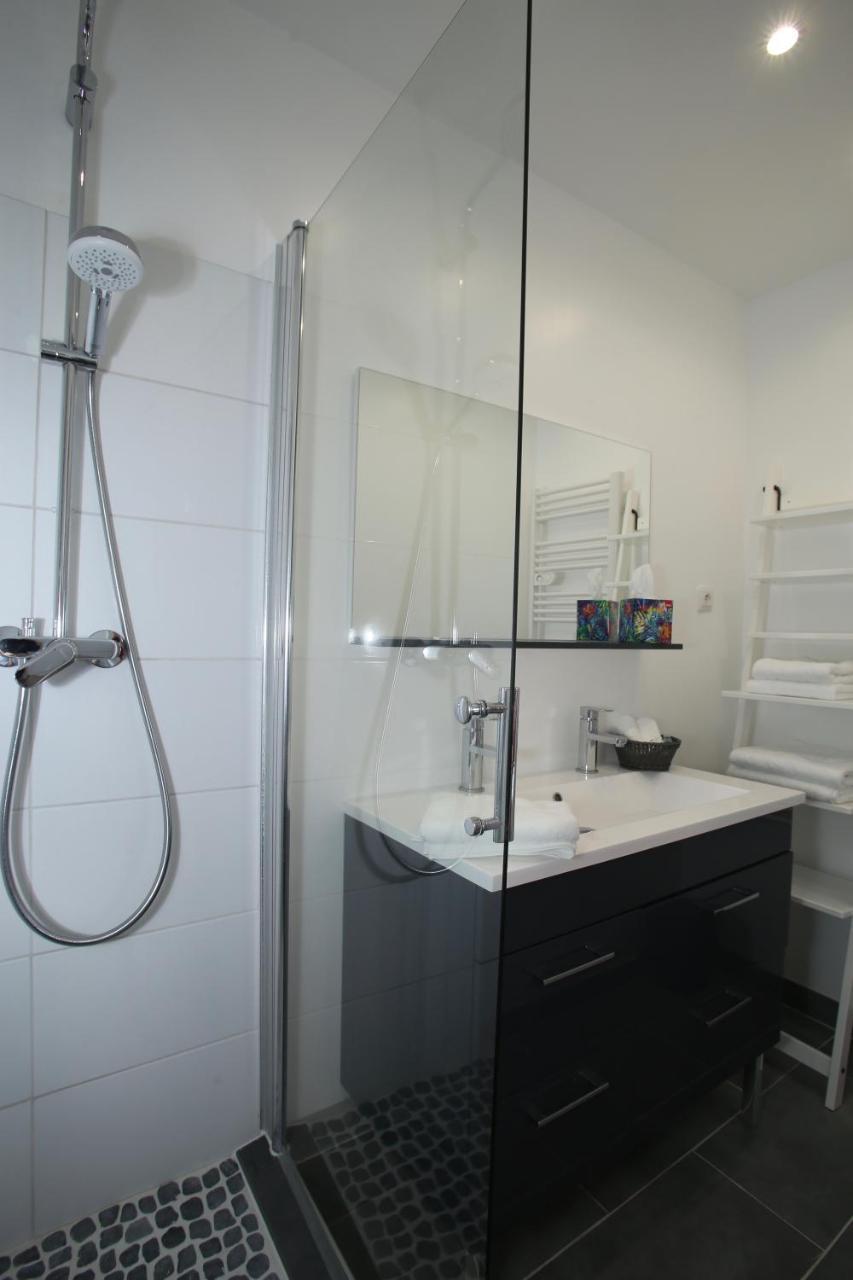 לינה וארוחת בוקר Saint-Martin-aux-Chartrains Manoir Le Mesnil מראה חיצוני תמונה